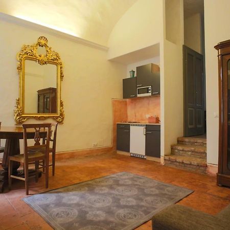 Two Rooms Apartment In Palazzo Malaspina Piacenza Buitenkant foto